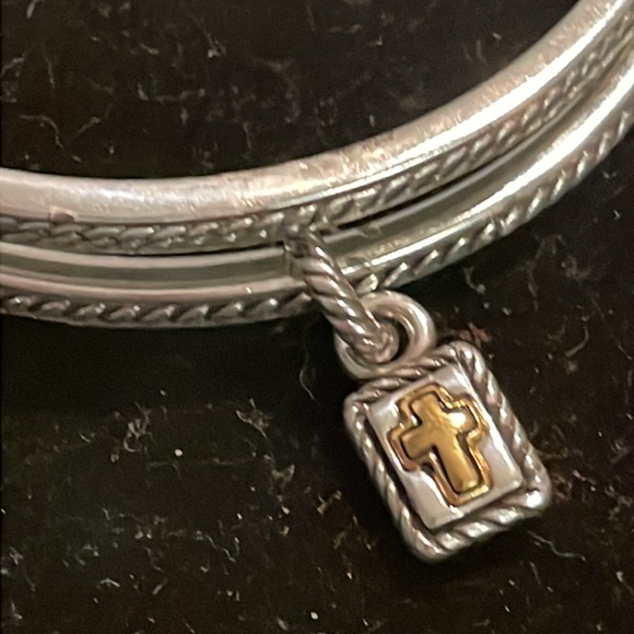 Two 8” silver tone double diamond etched bangle bracelets with 1” charms - Picture 5 of 14